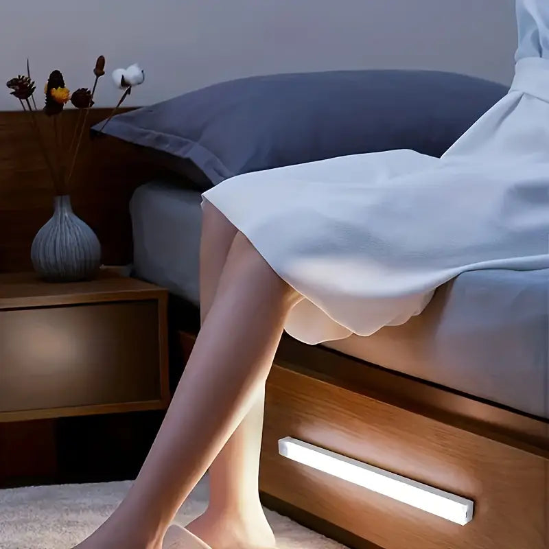 Wireless Rechargeable LED light bar