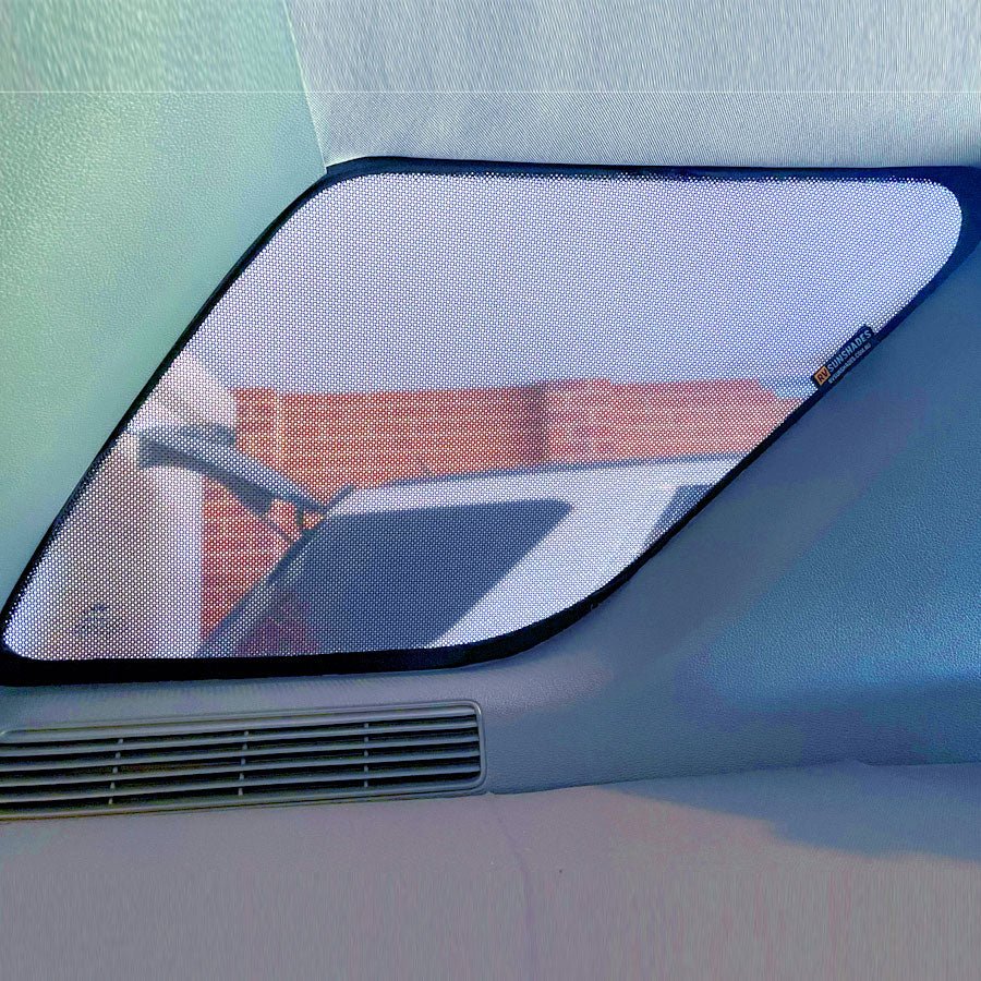 RVSUNSHADES-FORD-TERRITORY-2011-QUARTER-WINDOW-CAR-SHADES-P1
