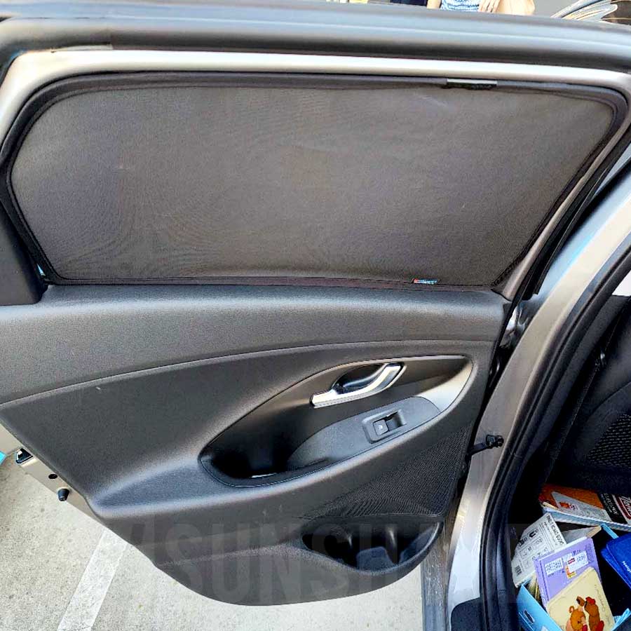 i30 Sun Shades