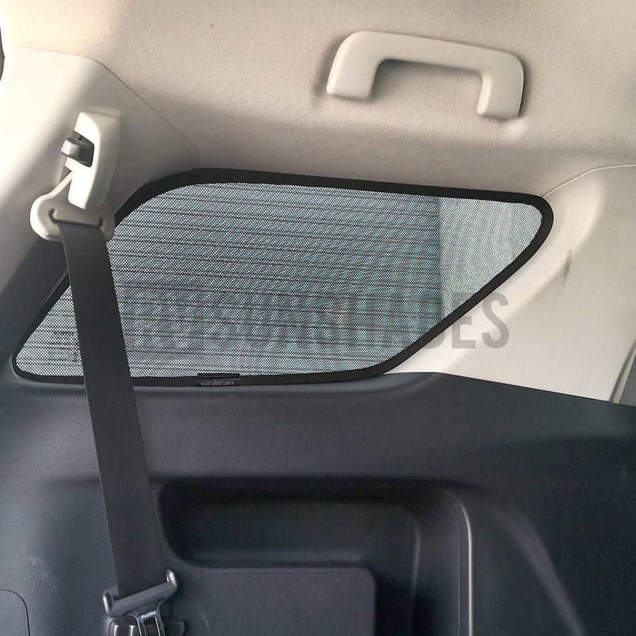 TOYOTA Fortuner Quarter Window Shades